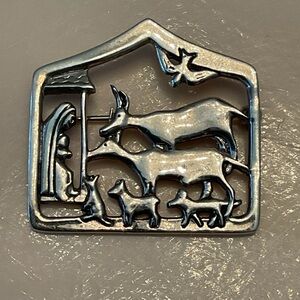 Museum of Fine Arts MFA 925 Sterling Silver Nativity Scene Christmas Brooch Pin